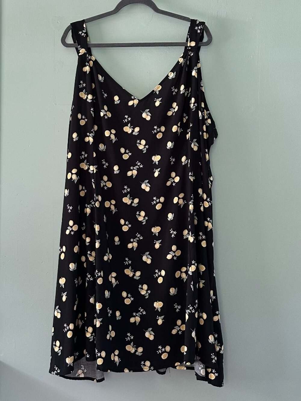 NWT Torrid Lotta Lemons V Neck  Mini Dress Size 5